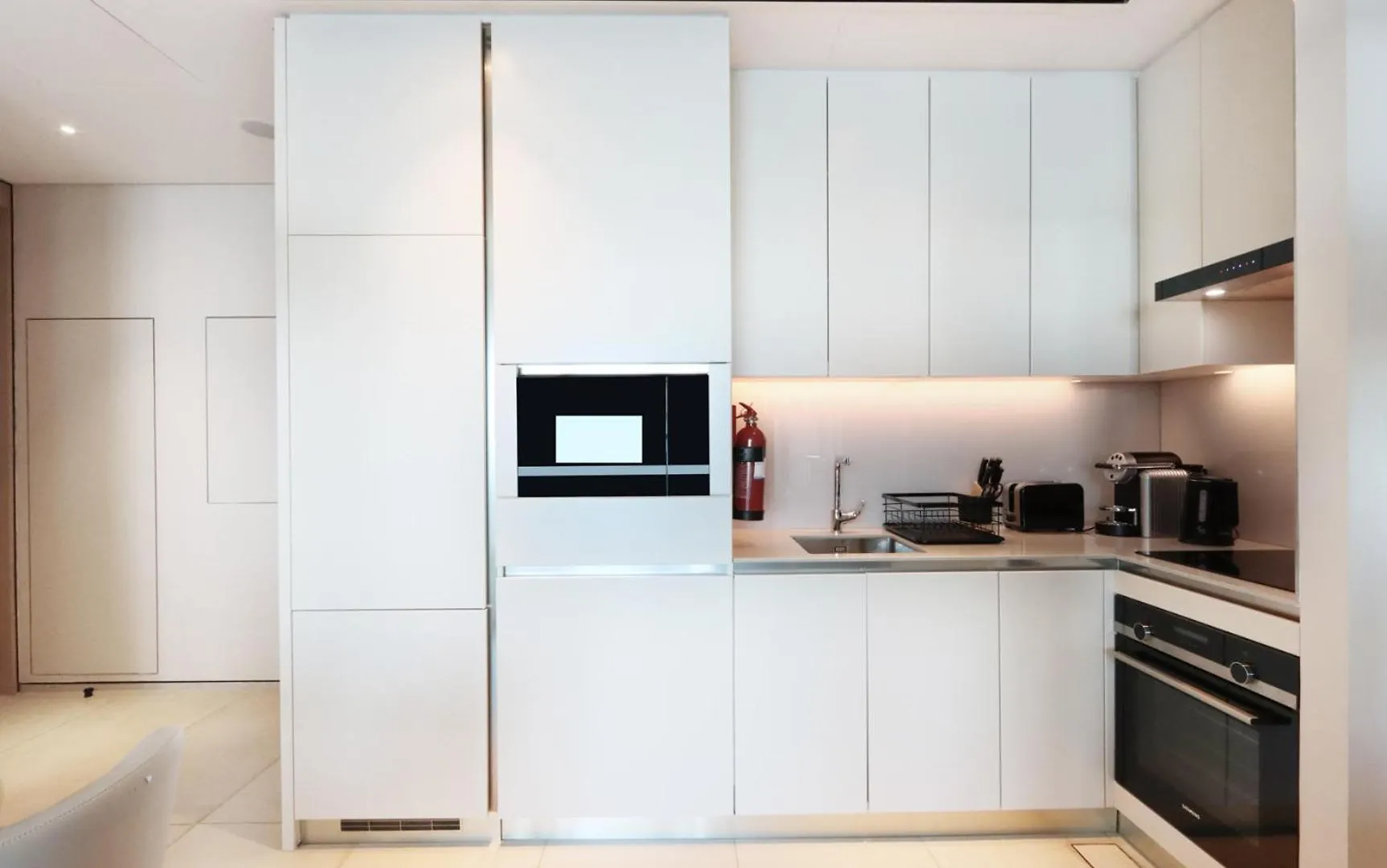 Apartment Livbnb - Stunning 1B Suite With Marina View And Beach Access Dubai United Arab Emirates