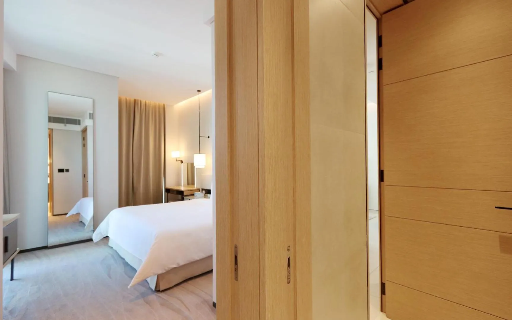 Livbnb - Stunning 1B Suite With Marina View And Beach Access Dubai Apartment